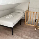 Guest house Bed College 3*