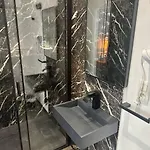 Guest house Bed College 3*