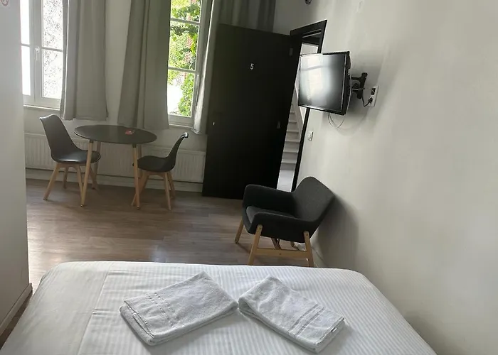 בית הארחה Bed College 3*